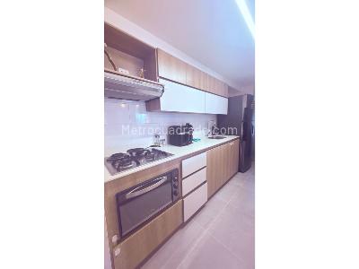 Apartamento de 3 alcobas en venta en Loma De San Jose, Sabaneta, 87 m² · foto 8 de 18