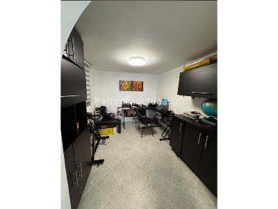 Casa de 4 alcobas en venta en Villas Del Carmen, Sabaneta, 152 m² · foto 8 de 14
