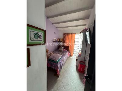 Casa de 4 alcobas en venta en Villas Del Carmen, Sabaneta, 152 m² · foto 11 de 14