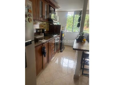 Apartamento en venta en Loma Del Indio, Medellín · foto 3 de 11