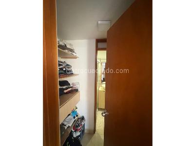Apartamento en venta en Loma Del Indio, Medellín · foto 9 de 11