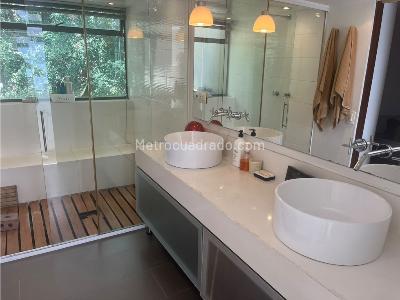 Apartamento en venta en El Poblado, Medellín · foto 17 de 19