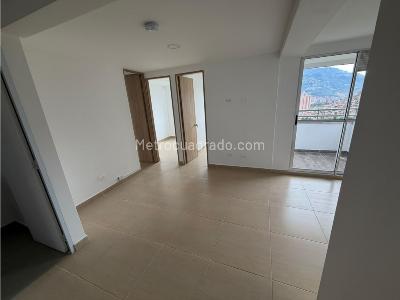 Apartamento de 3 alcobas en venta en Madera, Bello, 54 m² · foto 14 de 15