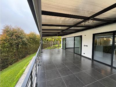 Casa de 4 alcobas en venta en Alto De Las Palmas, Medellín, 1650 m² · foto 8 de 20
