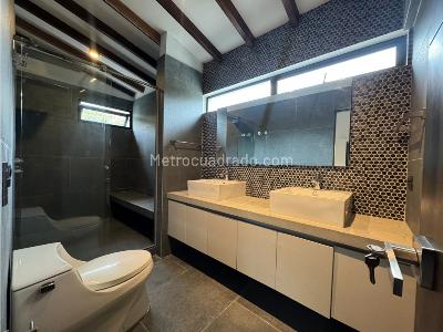 Casa de 4 alcobas en venta en Alto De Las Palmas, Medellín, 1650 m² · foto 17 de 20