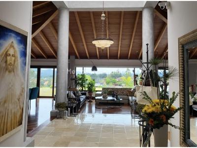 Casa de 4 alcobas en venta en El Escobero, Envigado, 600 m² · foto 11 de 20