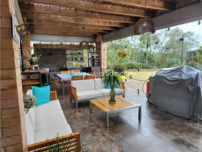 Casa de 4 alcobas en venta en El Escobero, Envigado, 600 m² · foto 6 de 20