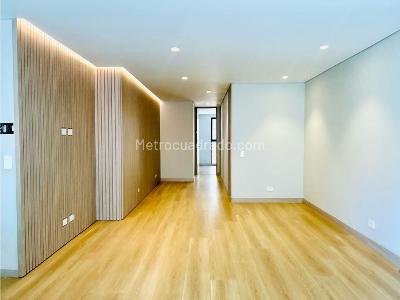 Apartamento de 3 alcobas en venta en Conquistadores, Medellín, 110 m² · foto 4 de 16