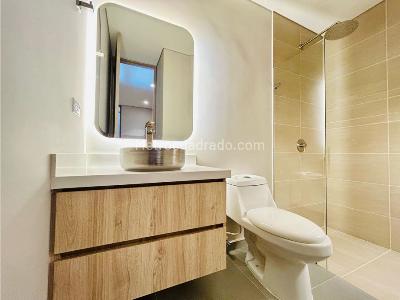 Apartamento de 3 alcobas en venta en Conquistadores, Medellín, 110 m² · foto 5 de 16