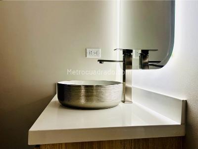 Apartamento de 3 alcobas en venta en Conquistadores, Medellín, 110 m² · foto 6 de 16