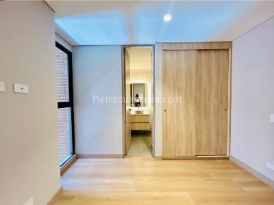Apartamento de 3 alcobas en venta en Conquistadores, Medellín, 110 m² · foto 9 de 16