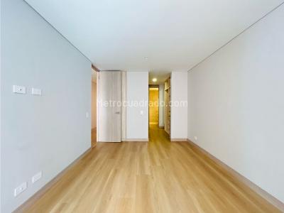Apartamento de 3 alcobas en venta en Conquistadores, Medellín, 110 m² · foto 10 de 16