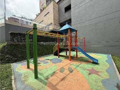 Apartamento de 2 alcobas en venta en El Chingui, Envigado, 58 m² · foto 14 de 18