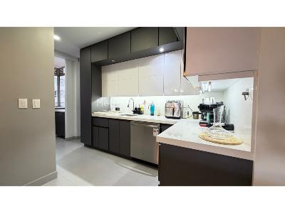 Apartamento de 3 alcobas en venta en Castropol, Medellín, 135 m² · foto 13 de 20
