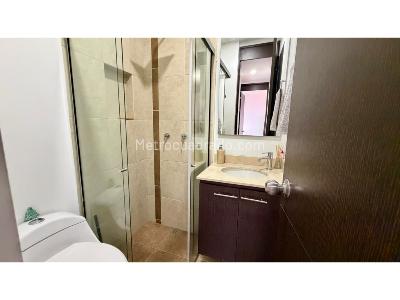 Apartamento de 3 alcobas en venta en Castropol, Medellín, 135 m² · foto 19 de 20