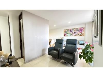 Apartamento de 3 alcobas en venta en Castropol, Medellín, 135 m² · foto 7 de 20