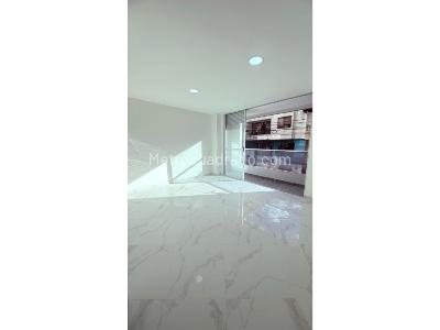 Apartamento en venta en Parque, Itagüí · foto 9 de 13
