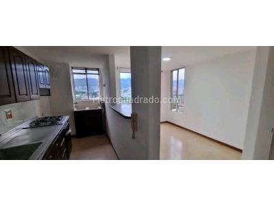Apartamento en venta en El Poblado, Medellín · foto 2 de 18