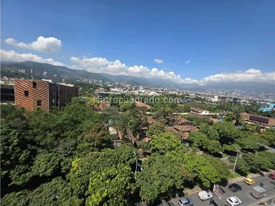 Apartamento en venta en El Poblado, Medellín · foto 5 de 18