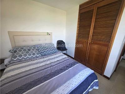 Apartamento en venta en El Poblado, Medellín · foto 12 de 18