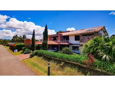 Casa de 4 alcobas en venta en Llano Grande, Rionegro, 430 m² · foto 19 de 20