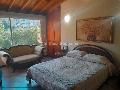 Casa de 4 alcobas en venta en Loma El Atravesado, Envigado, 240 m² · foto 19 de 20