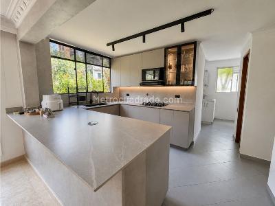 Casa de 4 alcobas en venta en San Lucas, Medellín, 265 m² · foto 9 de 20