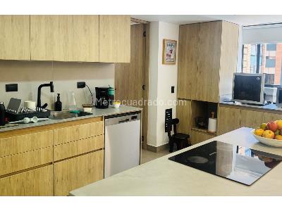 Apartamento de 3 alcobas en venta en El Poblado, Medellín, 142 m² · foto 5 de 13
