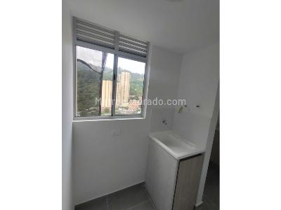 Apartamento de 2 alcobas en venta en Cañaveralejo, Sabaneta, 57 m² · foto 4 de 17