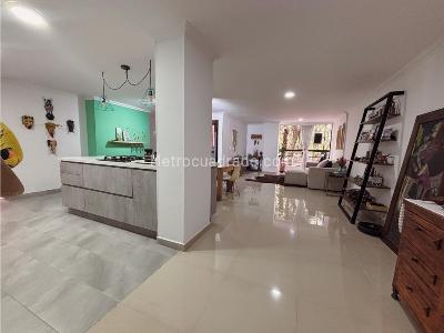 Apartamento de 2 alcobas en venta en Conquistadores, Medellín, 144 m² · foto 2 de 16