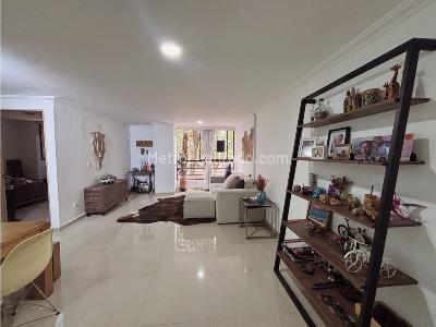 Apartamento de 2 alcobas en venta en Conquistadores, Medellín, 144 m² · foto 5 de 16