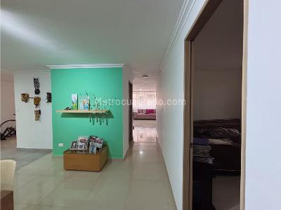 Apartamento de 2 alcobas en venta en Conquistadores, Medellín, 144 m² · foto 7 de 16