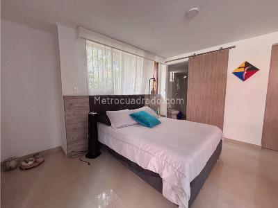 Apartamento de 2 alcobas en venta en Conquistadores, Medellín, 144 m² · foto 14 de 16