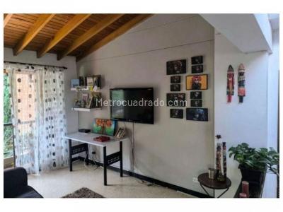 Casa de 3 alcobas en venta en Cumbres, Envigado, 260 m² · foto 7 de 9