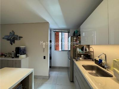 Apartamento de 3 alcobas en venta en Loma De Los Mesa, Envigado, 116 m² · foto 6 de 20