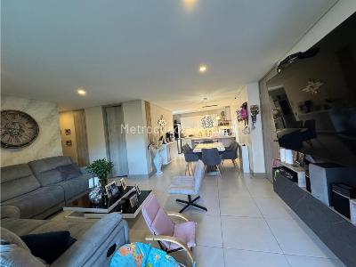 Apartamento de 3 alcobas en venta en Loma De Los Mesa, Envigado, 116 m² · foto 10 de 20