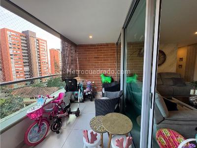 Apartamento de 3 alcobas en venta en Loma De Los Mesa, Envigado, 116 m² · foto 11 de 20