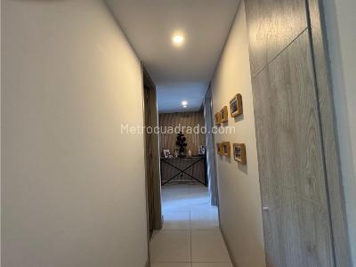 Apartamento de 3 alcobas en venta en Loma De Los Mesa, Envigado, 116 m² · foto 13 de 20