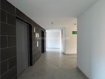 Apartamento de 3 alcobas en venta en Loma De Los Mesa, Envigado, 116 m² · foto 19 de 20