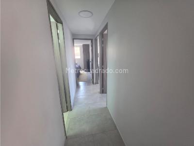 Apartamento de 4 alcobas en venta en Belen Alameda, Medellín, 102 m² · foto 9 de 17