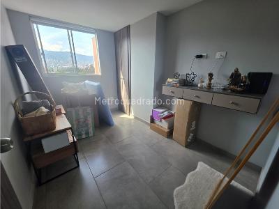 Apartamento de 4 alcobas en venta en Belen Alameda, Medellín, 102 m² · foto 10 de 17