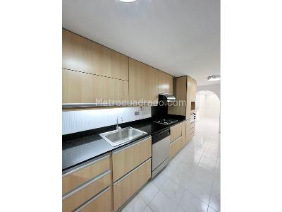 Casa de 5 alcobas en venta en La Sebastiana, Envigado, 204 m² · foto 6 de 20