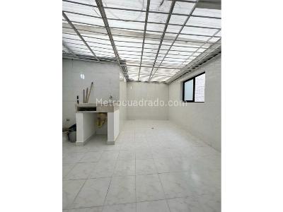 Casa de 5 alcobas en venta en La Sebastiana, Envigado, 204 m² · foto 10 de 20
