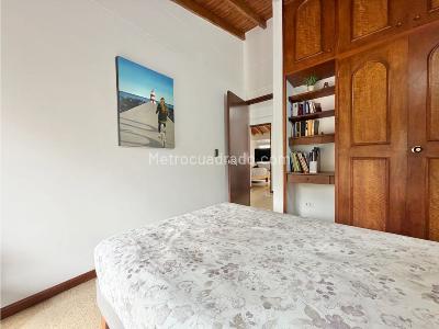 Casa de 5 alcobas en venta en La Sebastiana, Envigado, 204 m² · foto 20 de 20