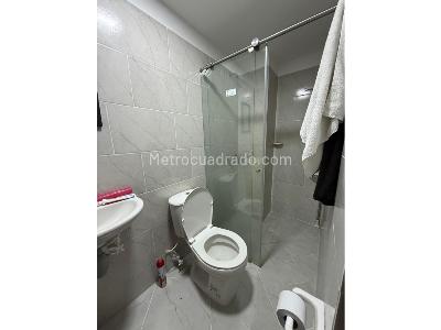 Apartamento de 2 alcobas en venta en Sebastiana, Envigado, 77 m² · foto 5 de 6