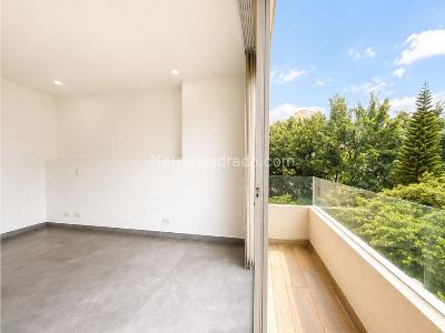 Apartamento de 3 alcobas en venta en Belen Rosales, Medellín, 107 m² · foto 3 de 20