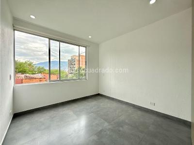 Apartamento de 3 alcobas en venta en Belen Rosales, Medellín, 107 m² · foto 9 de 20