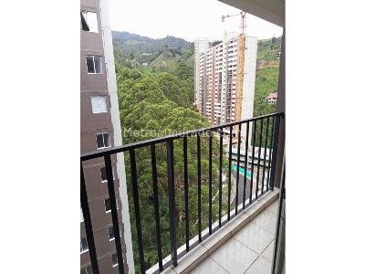 Apartamento de 2 alcobas en venta en Maria Auxiliadora, Sabaneta, 55 m² · foto 9 de 10