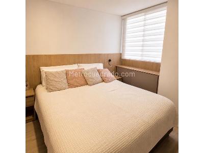 Apartamento de 3 alcobas en venta en El Poblado, Medellín, 77 m² · foto 6 de 9