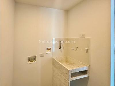 Apartamento de 2 alcobas en venta en Calle Nueva, Sabaneta, 74 m² · foto 14 de 20
